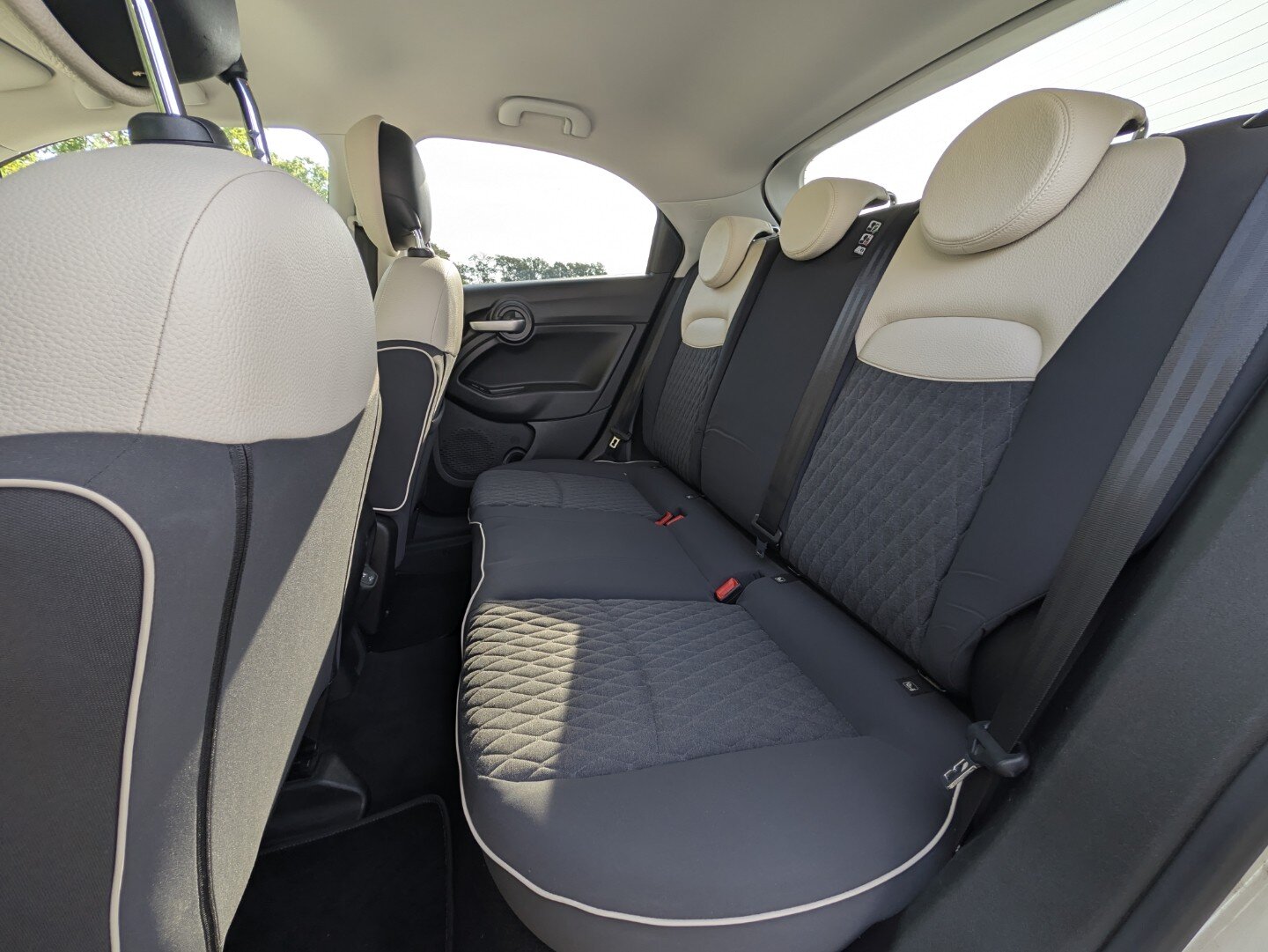 Fiat 500X City Cross 120PK | Camera | ACC | Stoelverw. | Climate Control | LED | LM Velgen - Afbeelding 5