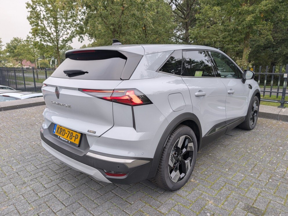 Renault Symbioz 1.8 E-Tech Hybrid | Stuur- stoelverw. | ACC | Navi | Camera | LED | Virtual Cockp. | Half Leder - Afbeelding 3