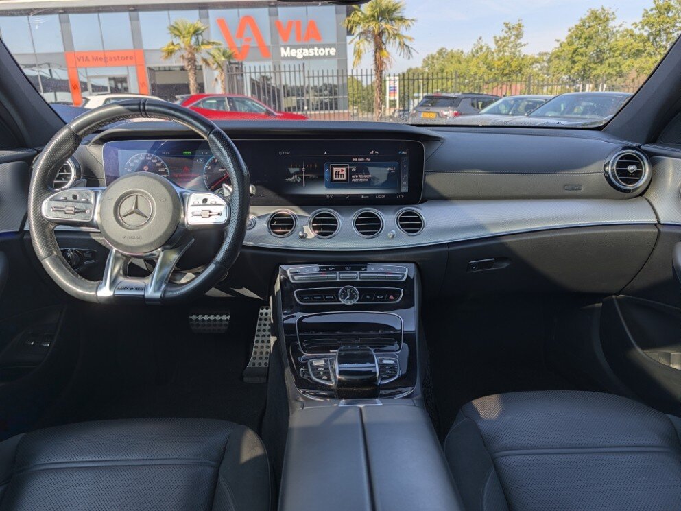 Mercedes-Benz E-Klasse 53 AMG Premium Plus AMG 4matic+ | 435PK | El. trekhaak | Pano | Widescreen | Distronic | Luchtvering | Memory - Afbeelding 2