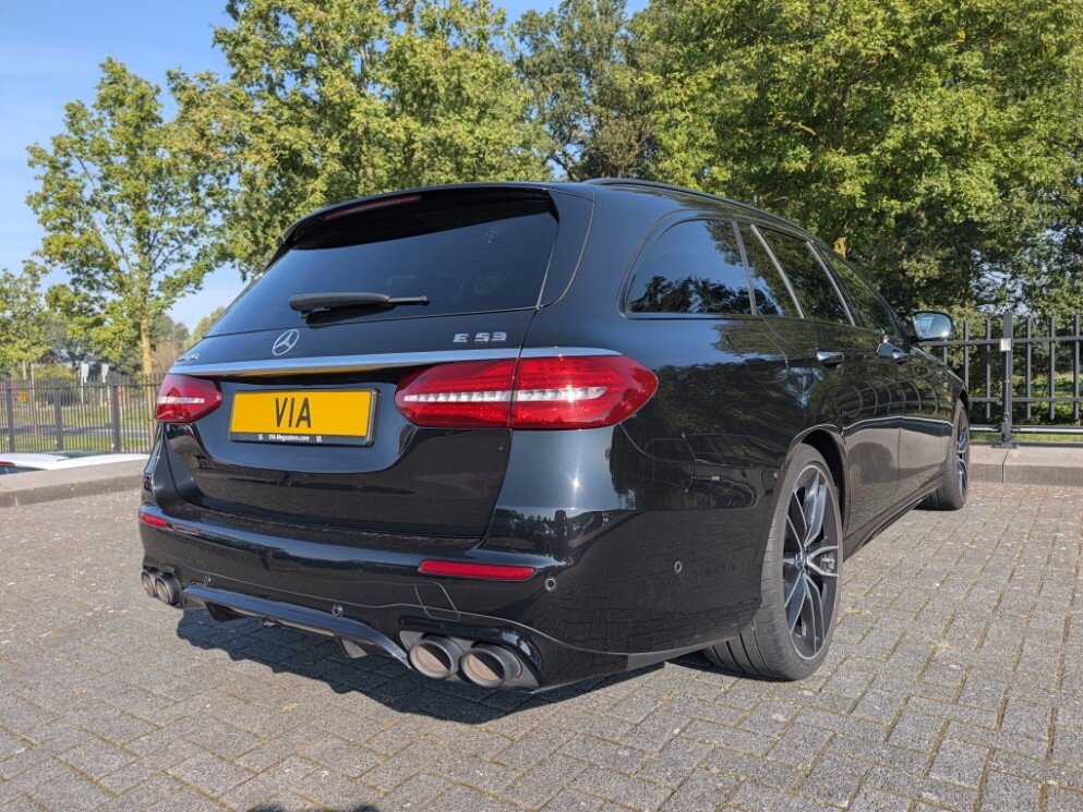 Mercedes-Benz E-Klasse 53 AMG Premium Plus AMG 4matic+ | 435PK | El. trekhaak | Pano | Widescreen | Distronic | Luchtvering | Memory - Afbeelding 3