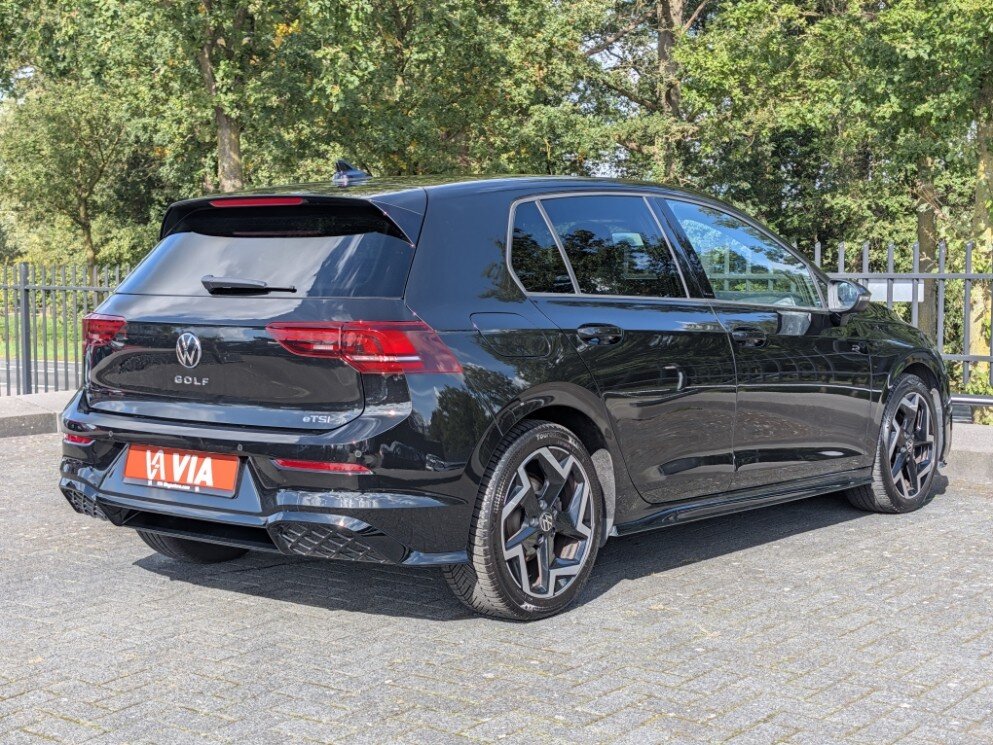 Volkswagen Golf 1.5 eTSI 150PK R-Line | Half leder | ACC | Camera | AppConnect | Stoelverw. | LED | Climate Control - Afbeelding 3