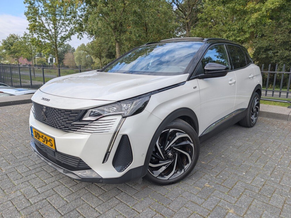 Peugeot 3008 GT | Pano | Luxe Leder | Premium Sound | Stoelverw. | LED | Camera |
