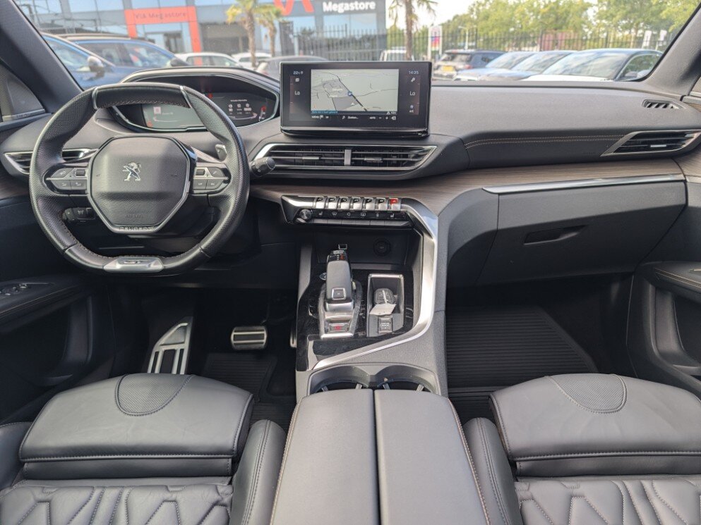 Peugeot 3008 GT | Pano | Luxe Leder | Premium Sound | Stoelverw. | LED | Camera | - Afbeelding 2