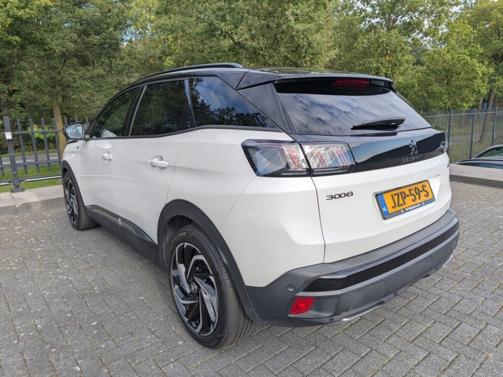 Peugeot 3008 GT | Pano | Luxe Leder | Premium Sound | Stoelverw. | LED | Camera | - Afbeelding 3