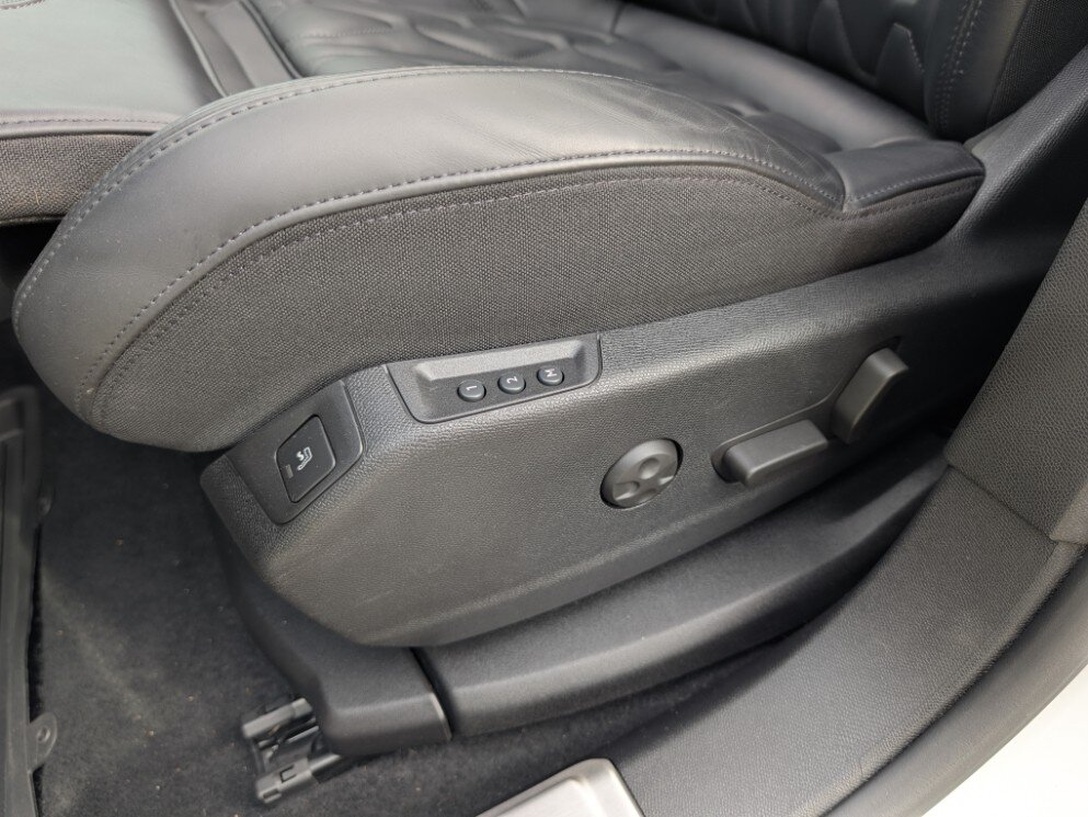 Peugeot 3008 GT | Pano | Luxe Leder | Premium Sound | Stoelverw. | LED | Camera | - Afbeelding 5
