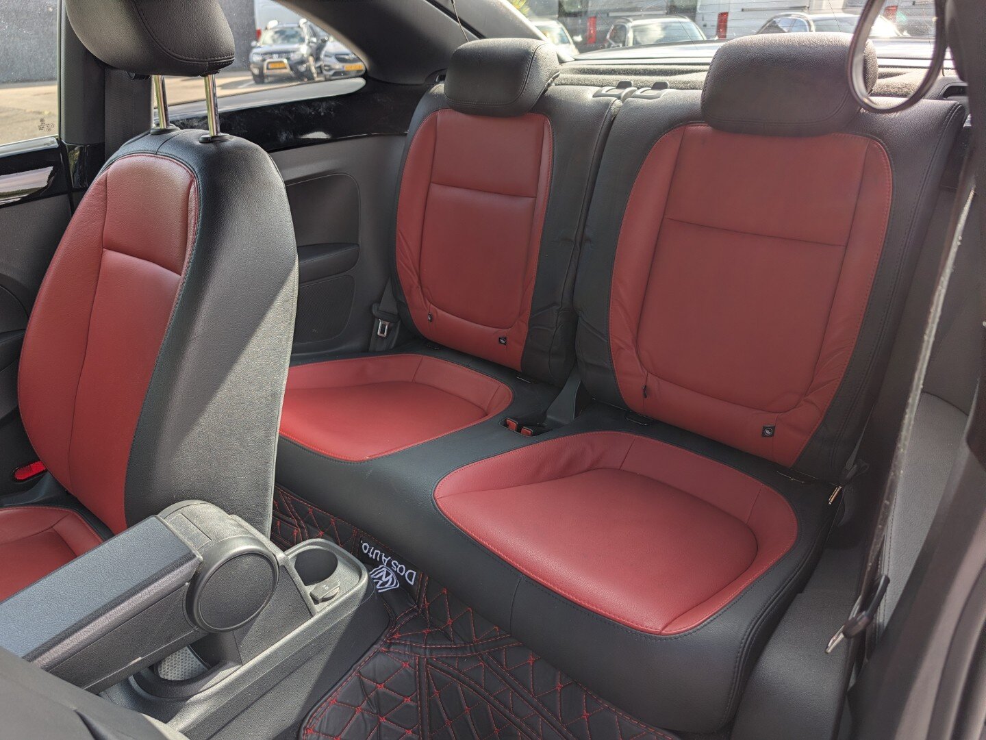Volkswagen Beetle 1.4 TSI | DESIGN | Stoelverw. | Navi | Beetle Wheels | Climate | 160PK | +wintersetje - Afbeelding 5