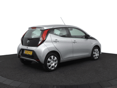 Toyota Aygo 1.0 VVT-i x-play - Afbeelding 2