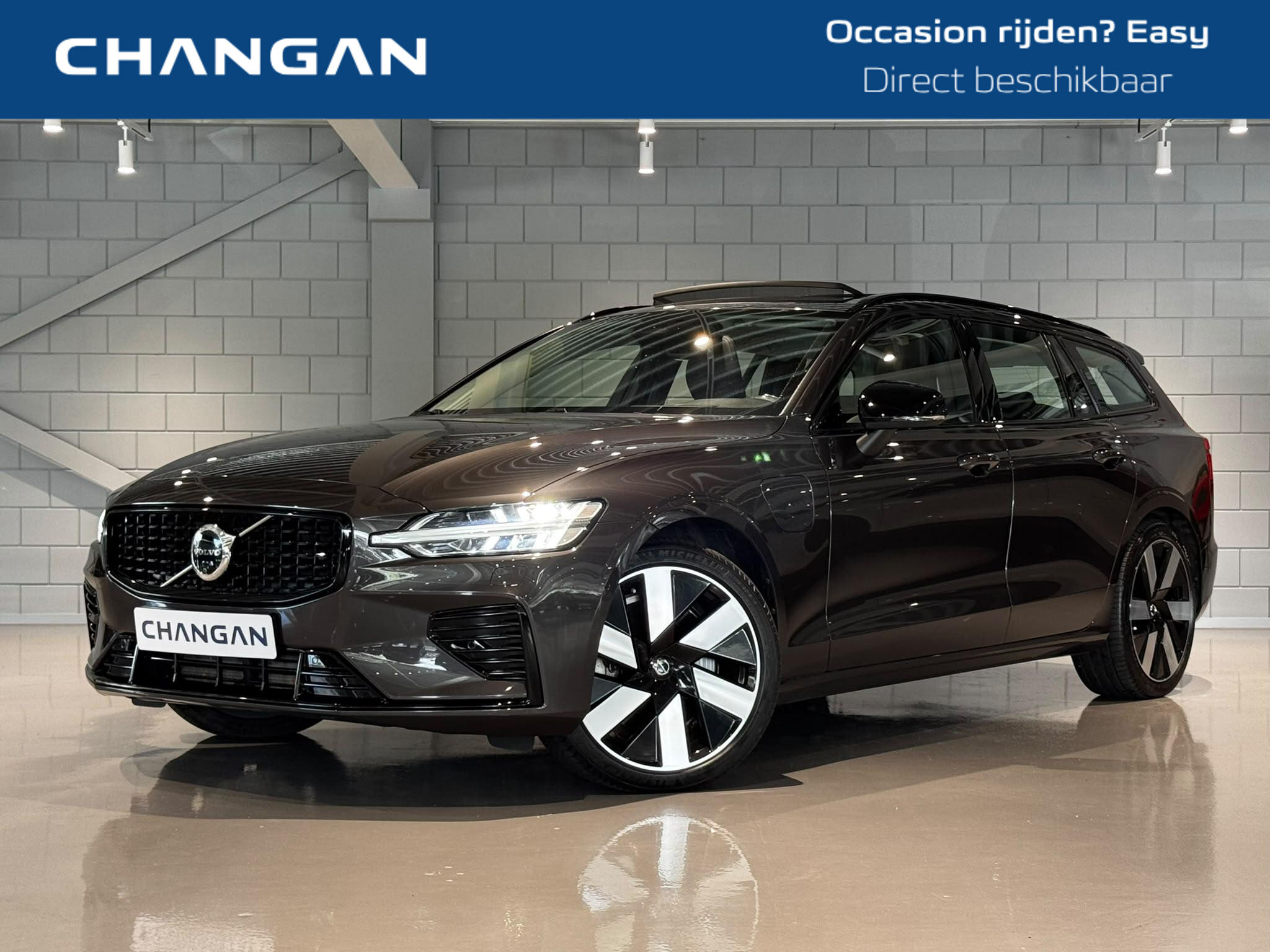Volvo V60 Ultimate Dark