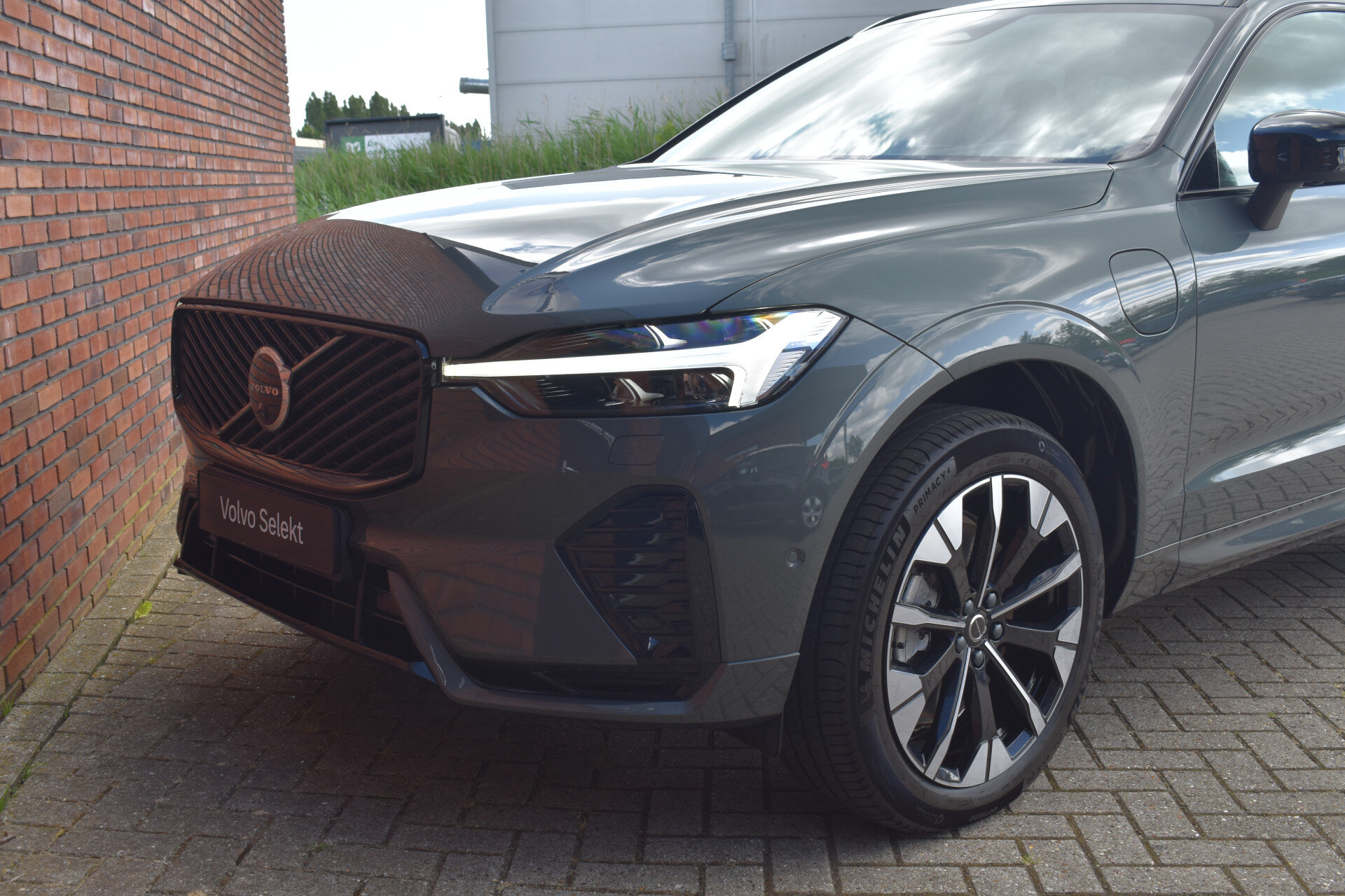 Volvo XC60 T6 350PK Plug-in hybrid AWD Plus Dark - Afbeelding 3