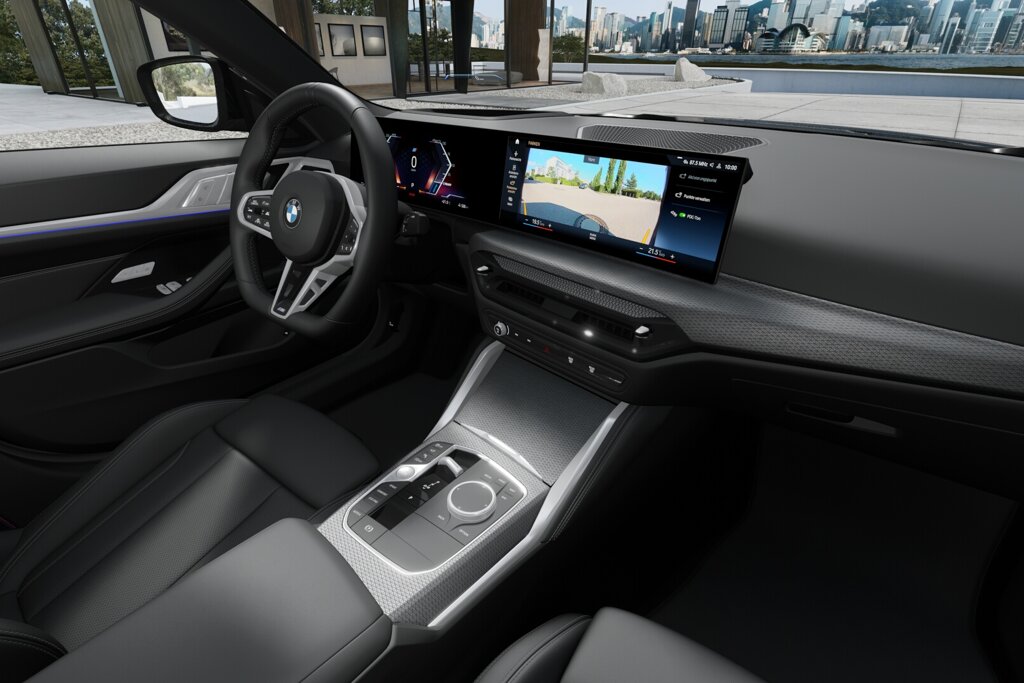 BMW i4 8