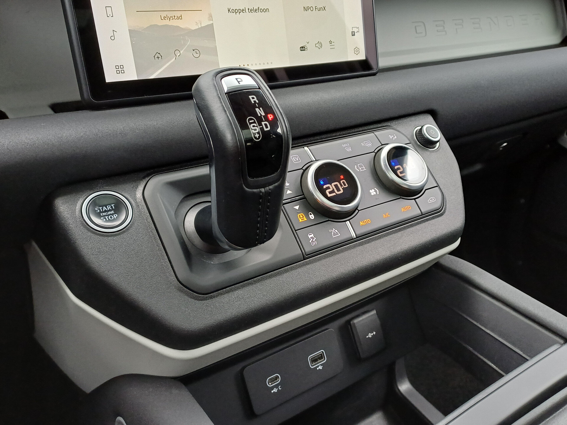 Land Rover Defender 110 P400e 404pk AWD 110 SE - Afbeelding 4
