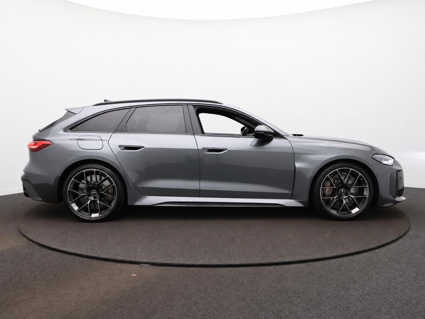 Audi RS 5 Avant RS 5 e-hybrid quattro - Afbeelding 5