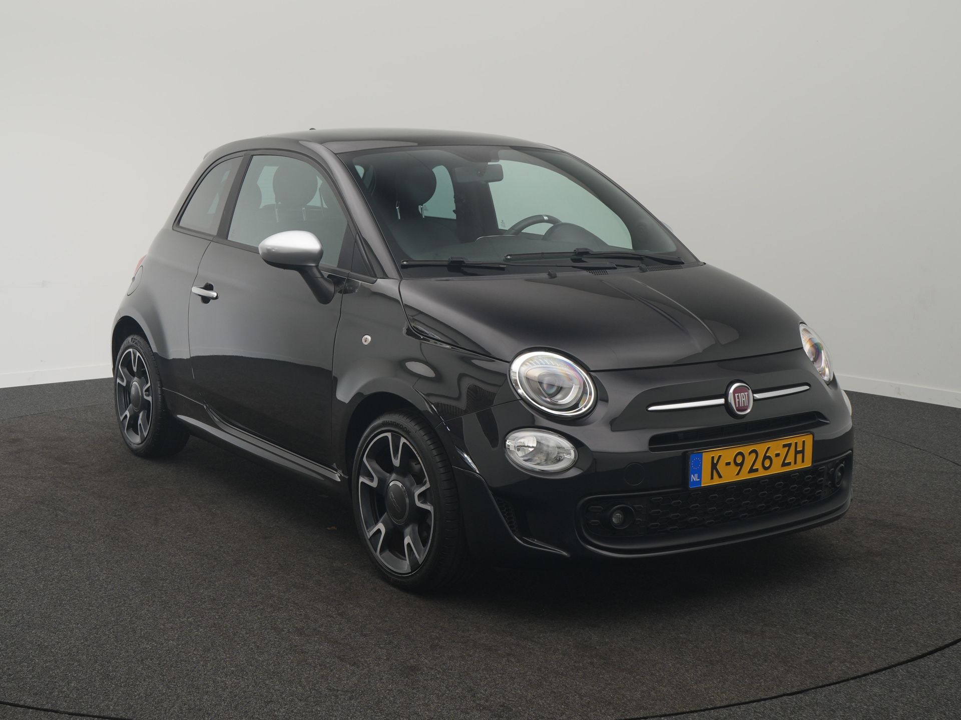 Fiat 500 1.0 Hybrid Rockstar