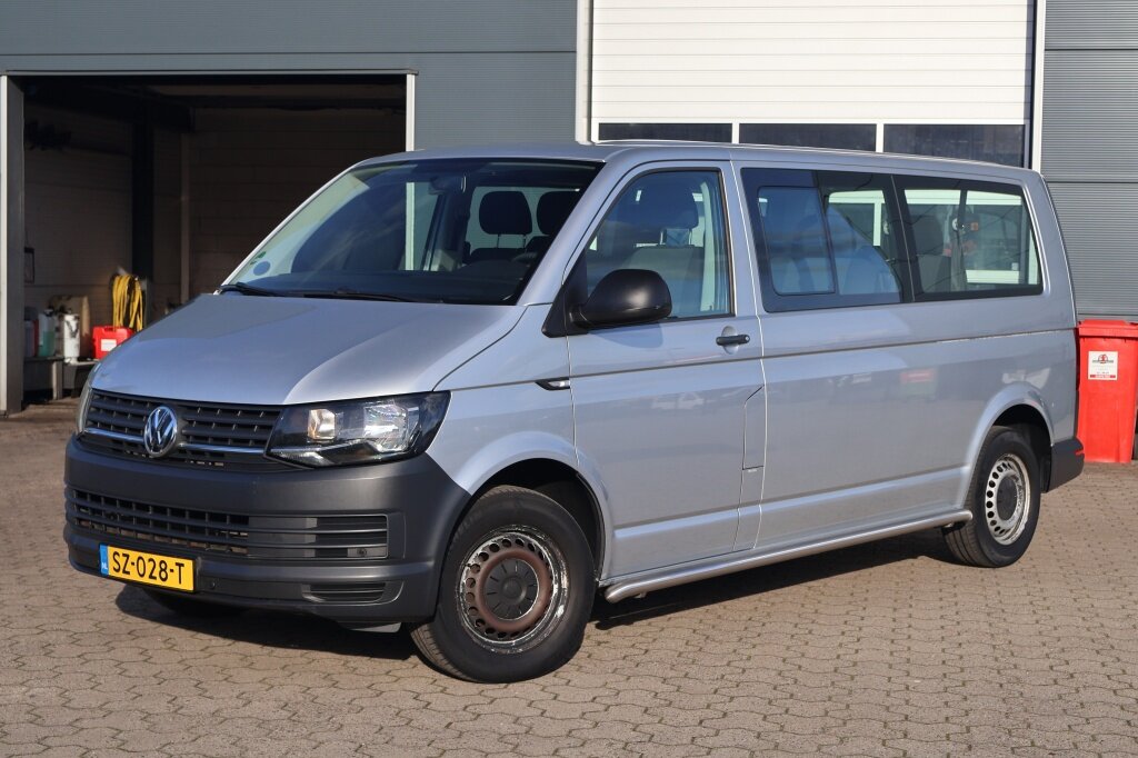 Volkswagen Transporter Kombi 2.0 TDI L2H2 Comfort 9-persoons ex. BTW | Stoelverwarming | Trekhaak