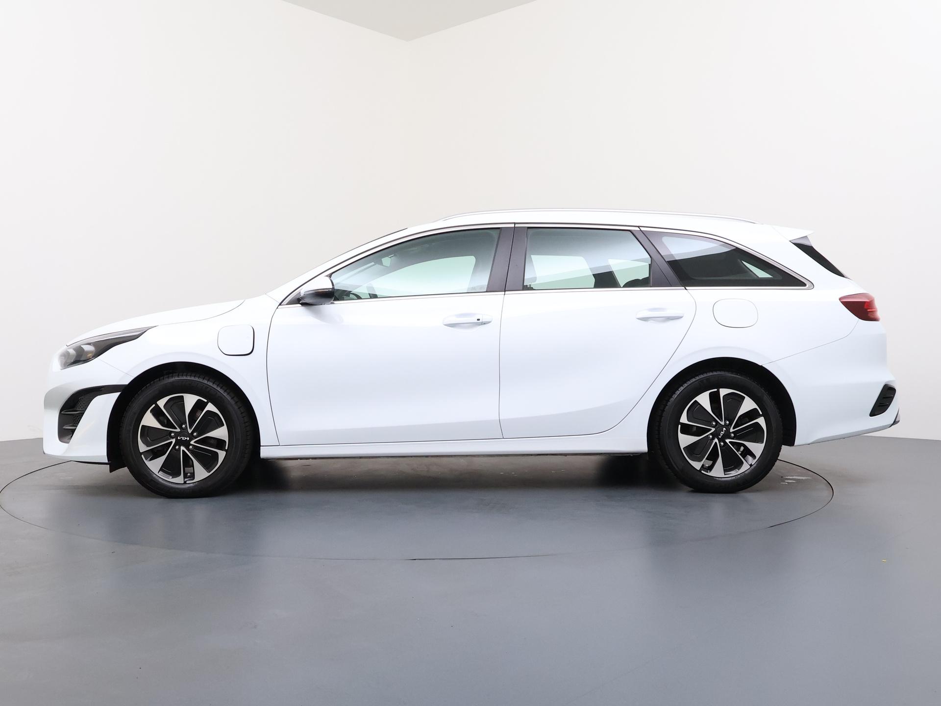 Kia Ceed Sportswagon 1.6 GDI PHEV Vision - Afbeelding 2
