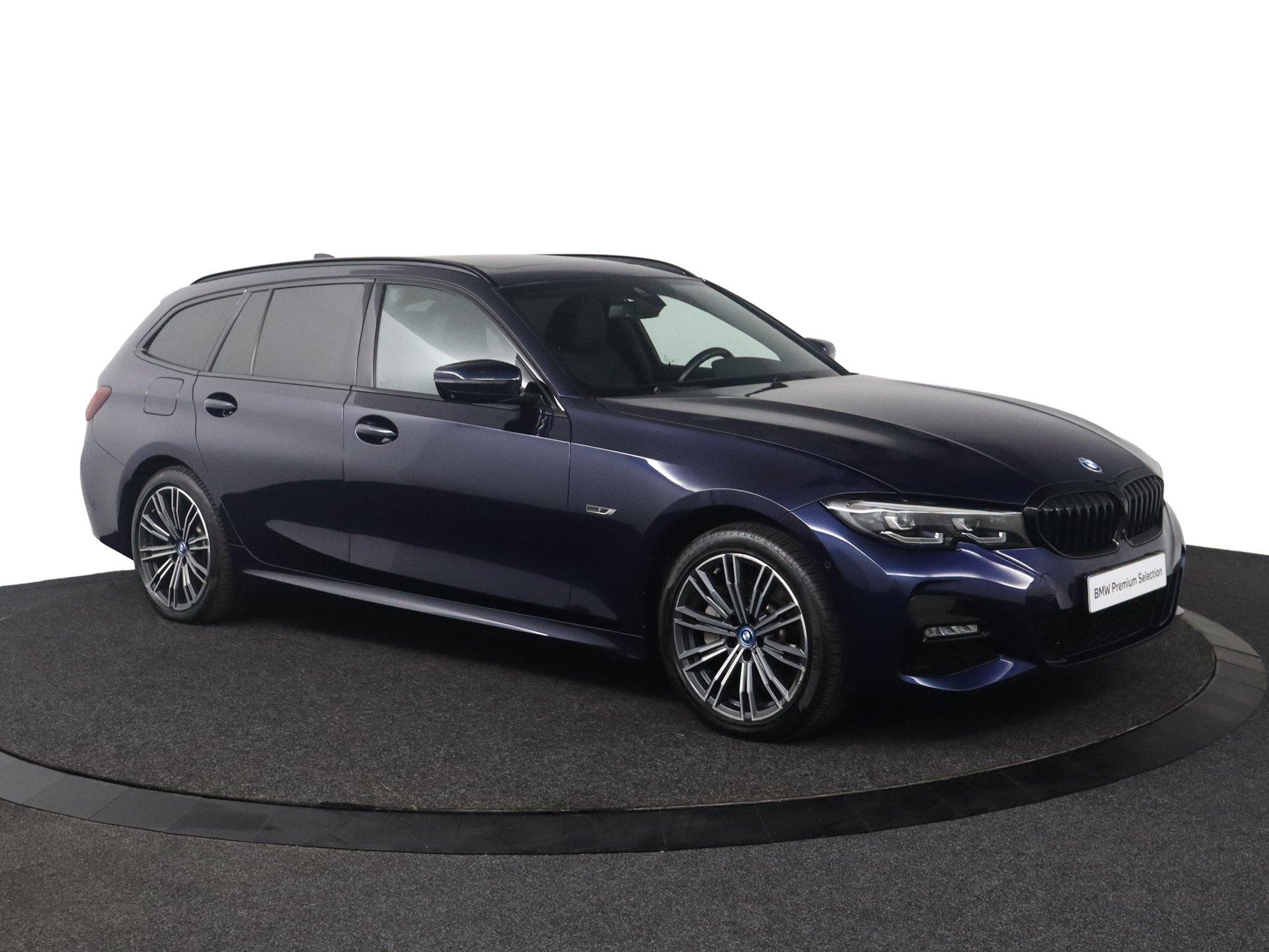 BMW 3 Serie Touring 330e xDrive - Afbeelding 3