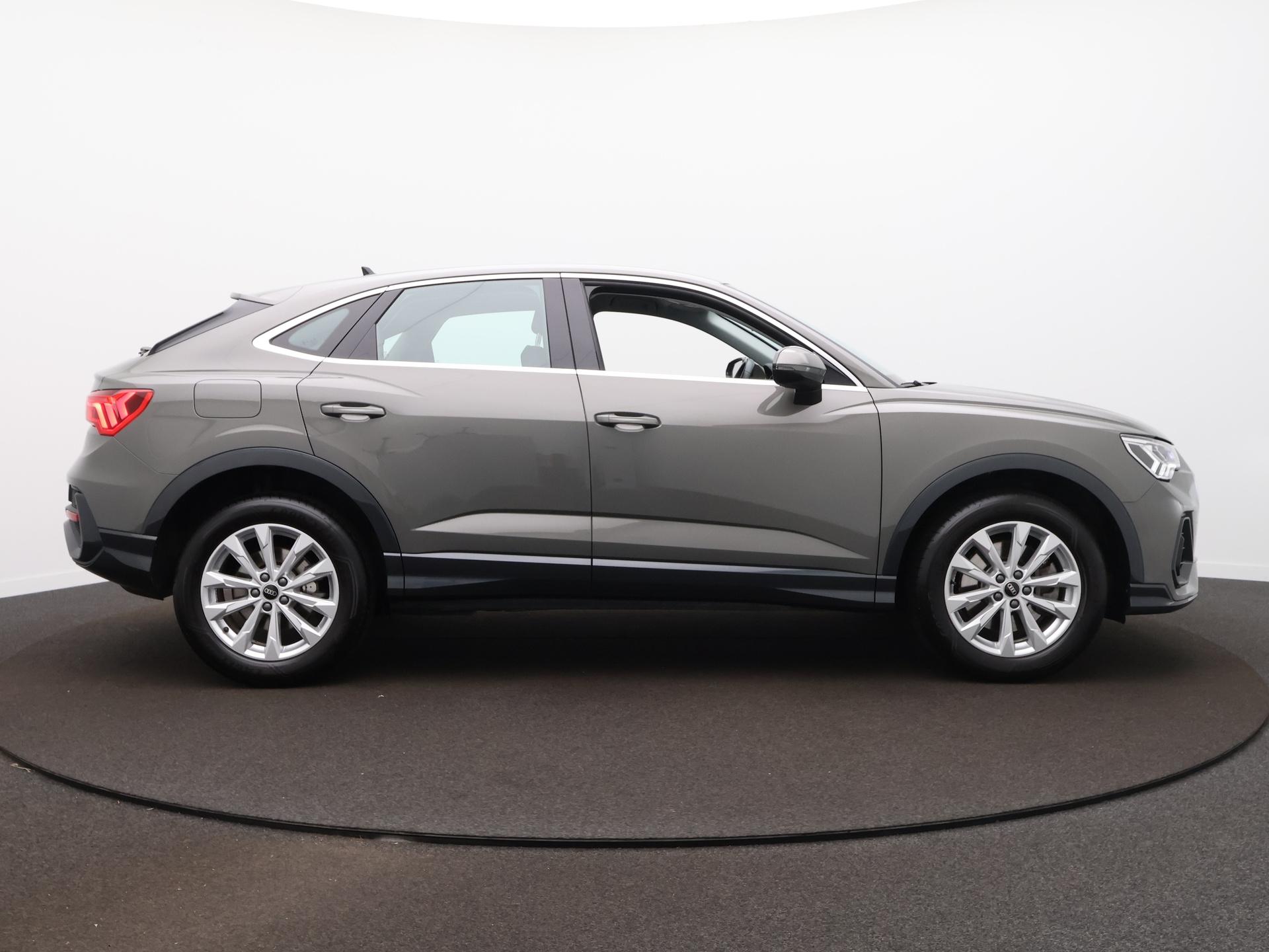 Audi Q3 Sportback 45 TFSI e Advanced Edition - Afbeelding 5