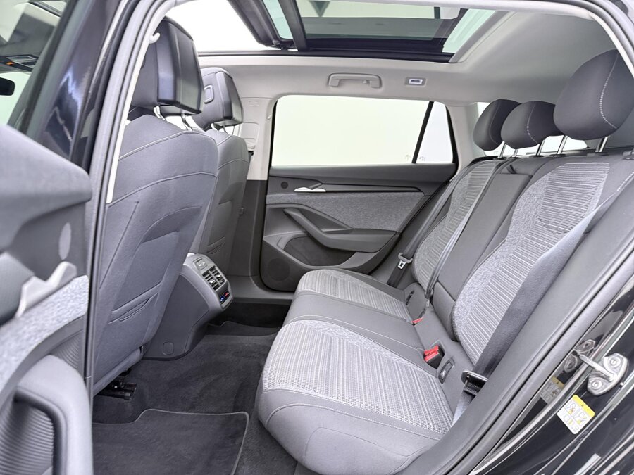 Škoda Superb Combi 1.5 TSI First Edition