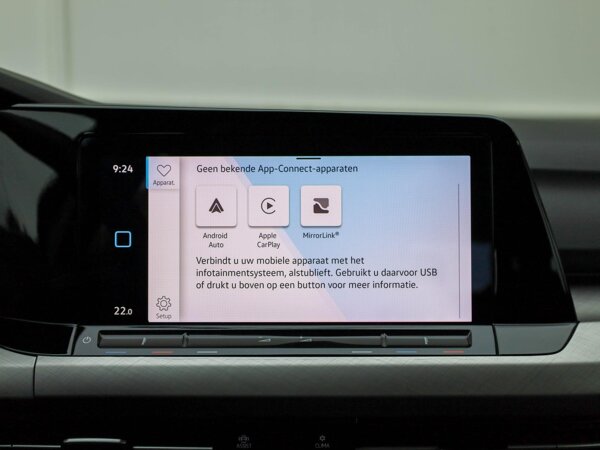 Apple Carplay/Android Auto Apple Carplay/Android Auto
