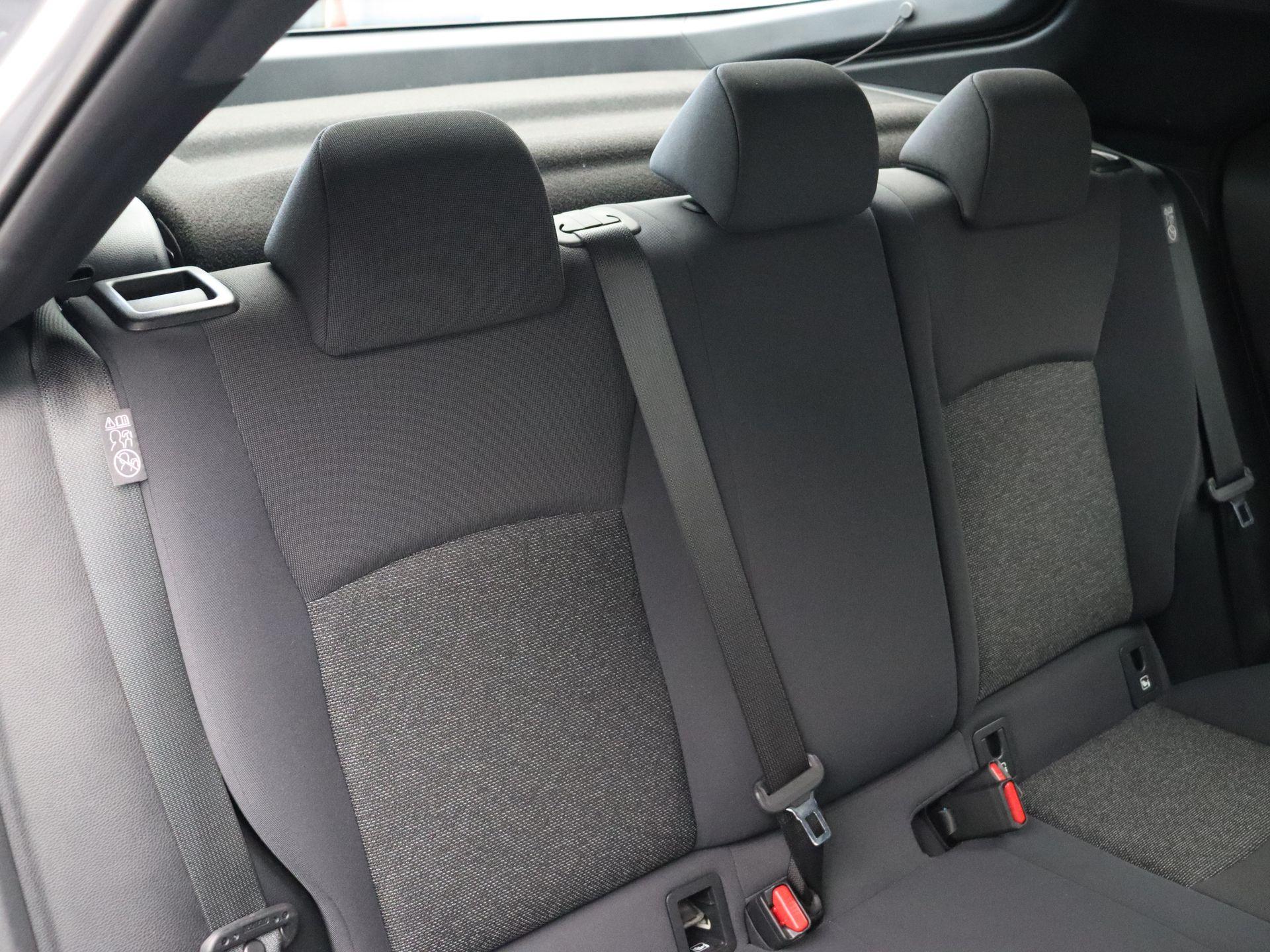 Toyota C-HR 1.8 Hybrid 140 Active - Afbeelding 10