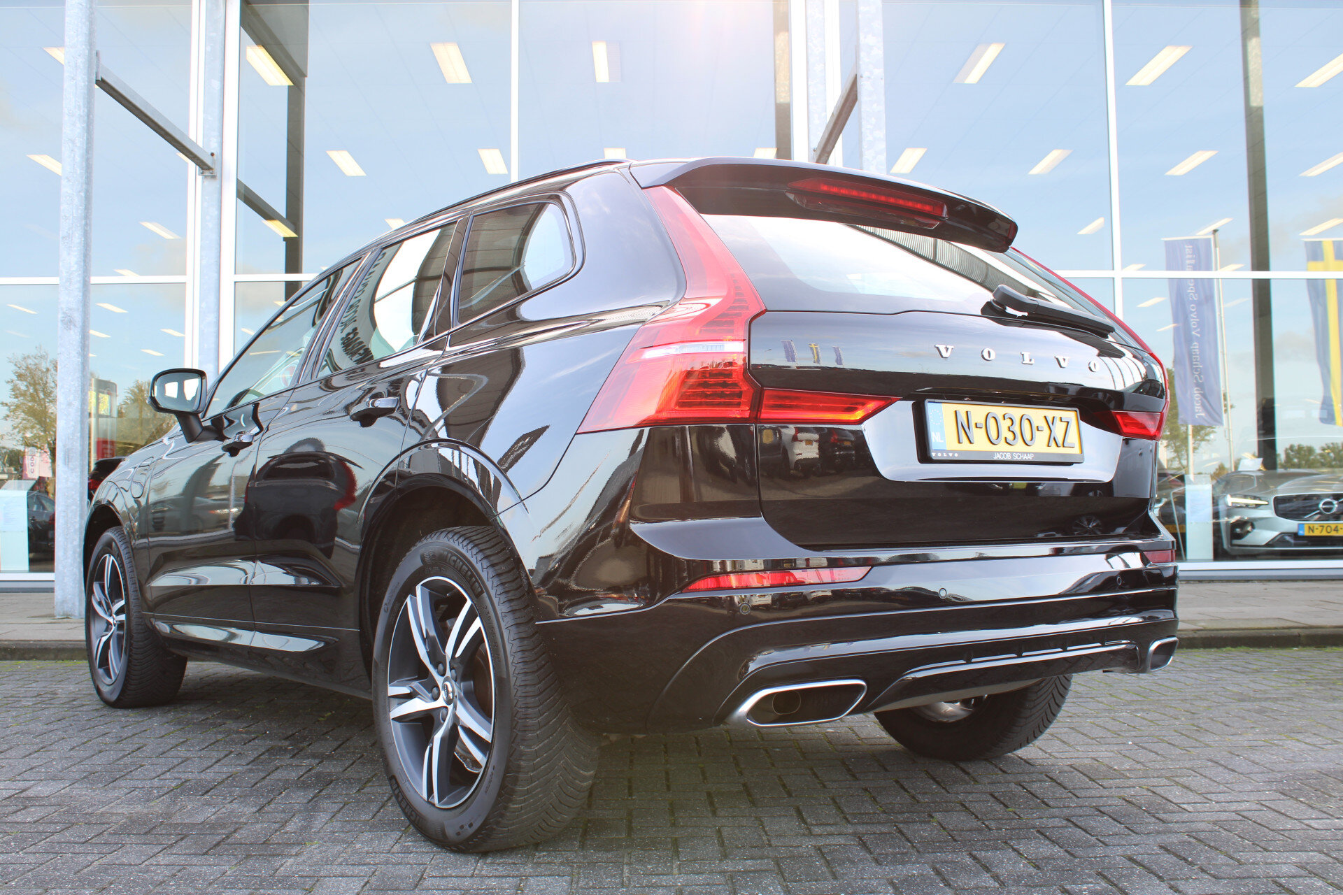 Volvo XC60 T6 340PK Automaat AWD R-Design - Afbeelding 3