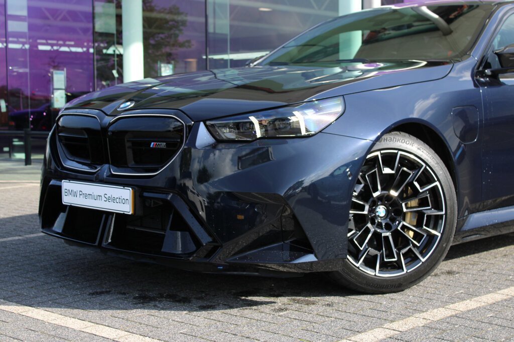 BMW M5 36