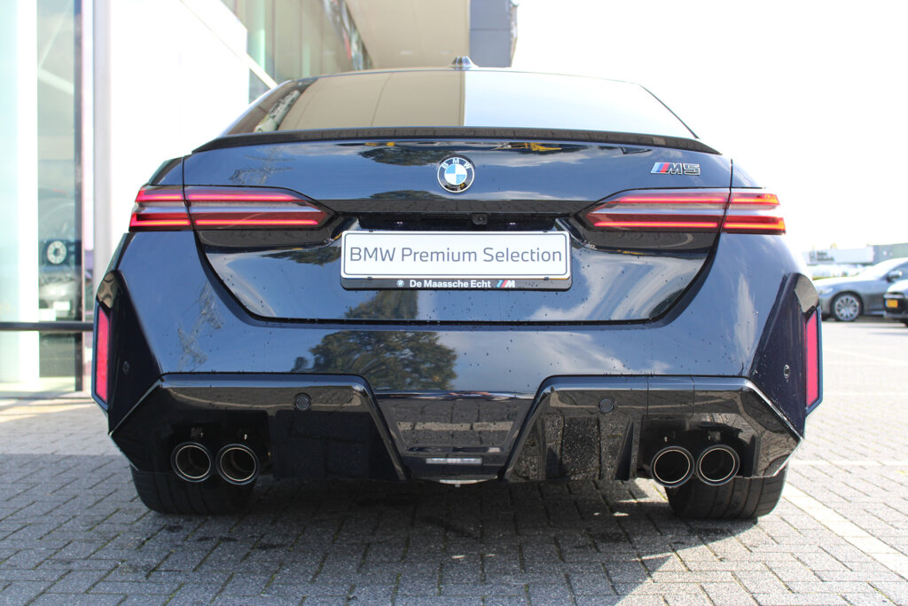 BMW M5 51