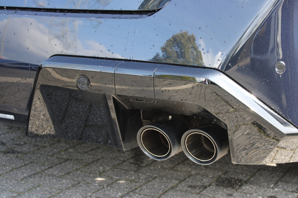 BMW M5 52