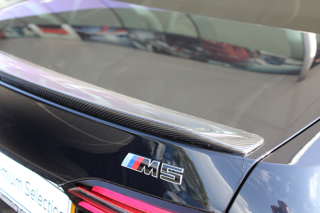 BMW M5 53