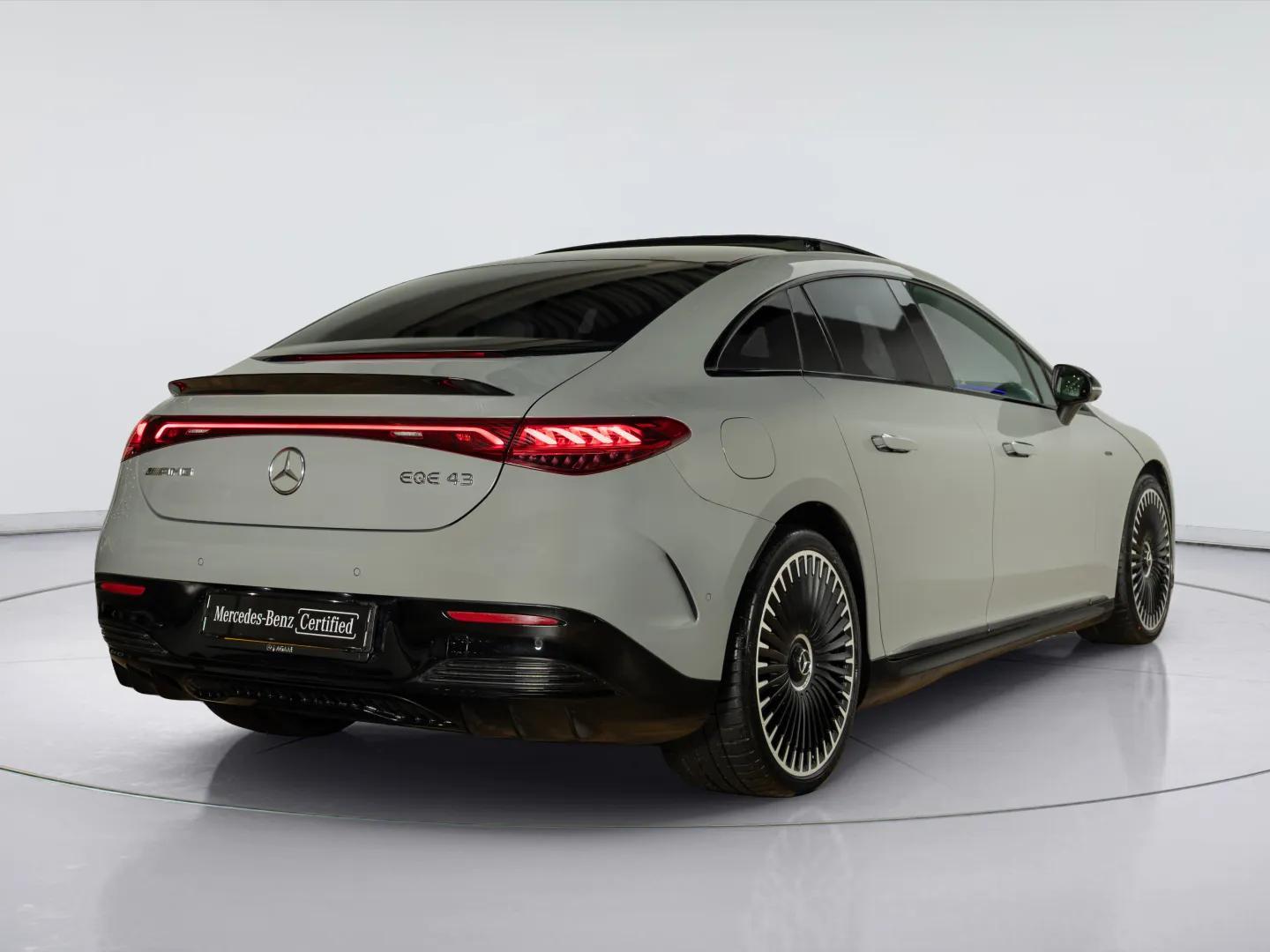 Mercedes-AMG EQE AMG 43 4MATIC 90 kWh - Afbeelding 2