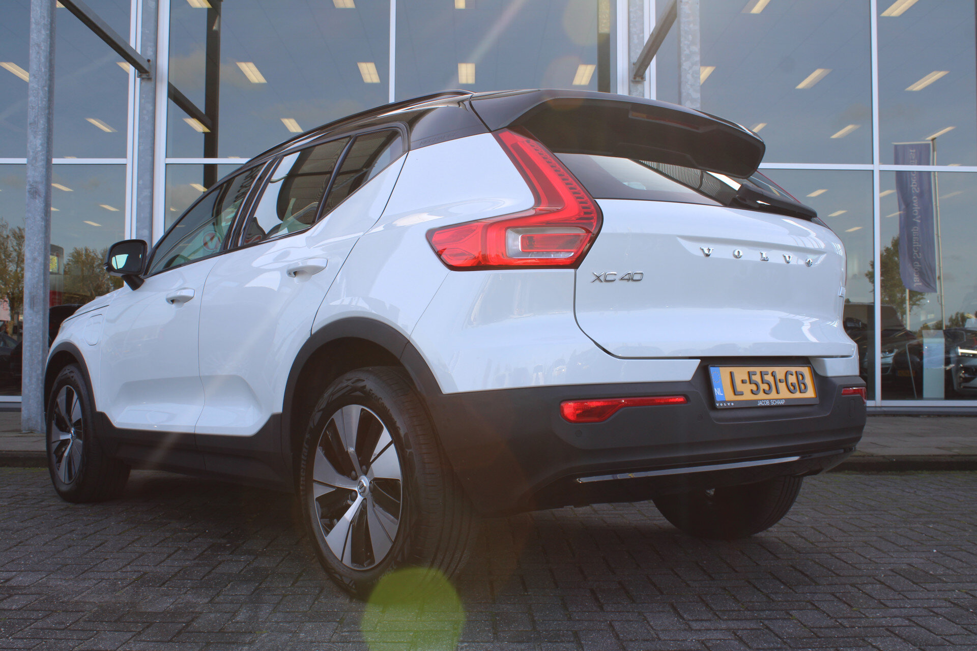 Volvo XC40 T4 211PK Automaat Recharge R-Design Expression - Afbeelding 3