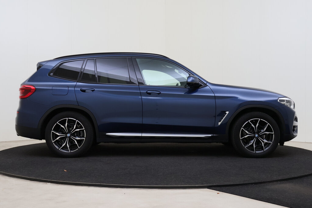 BMW X3 7