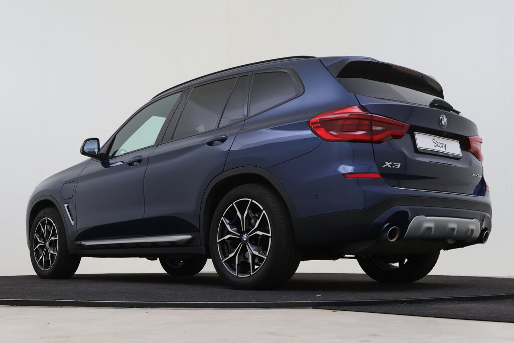 BMW X3 11