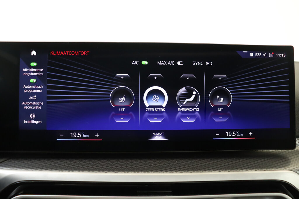 BMW i4 42