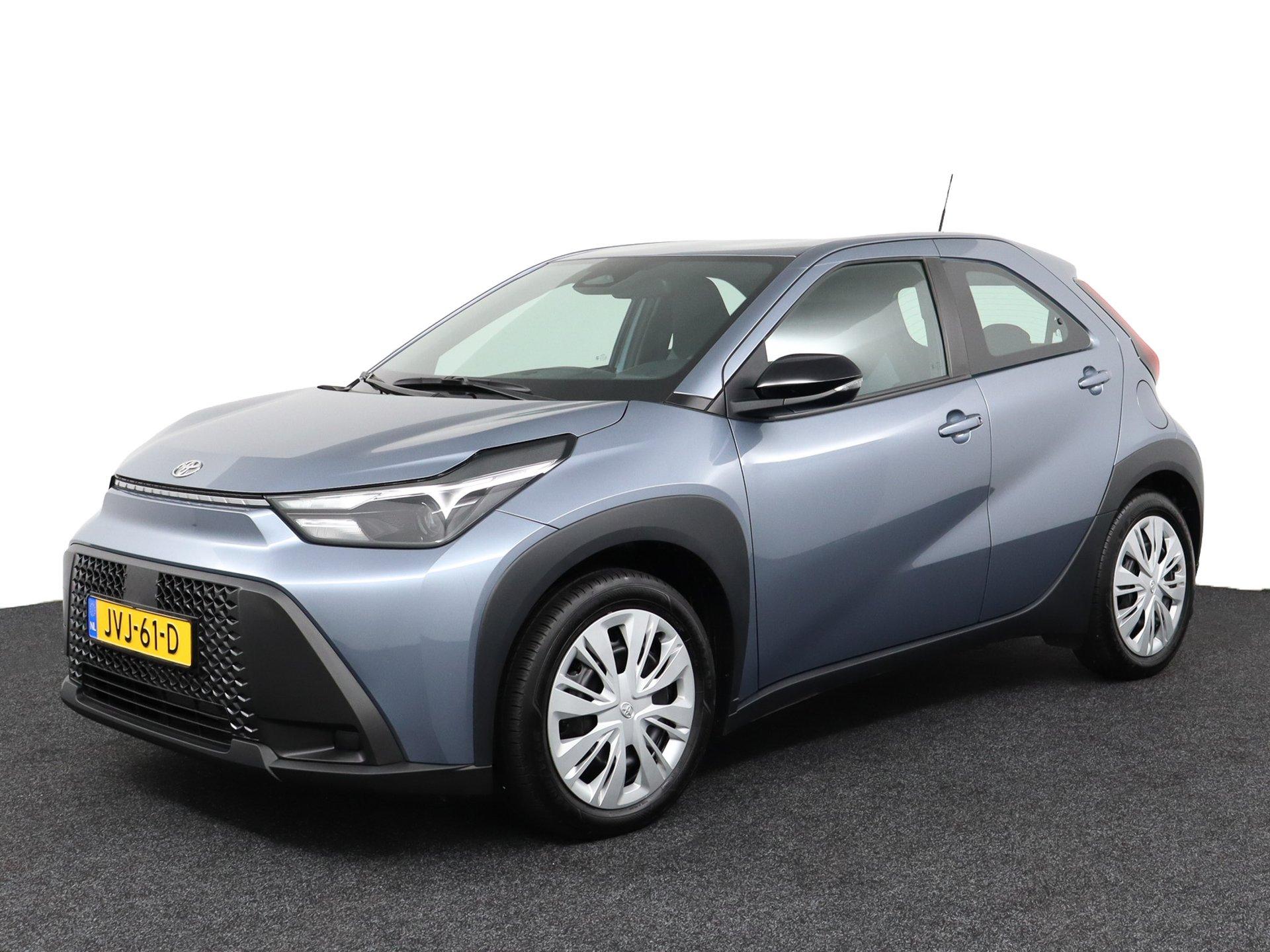 Toyota Aygo X Hybrid 115 play