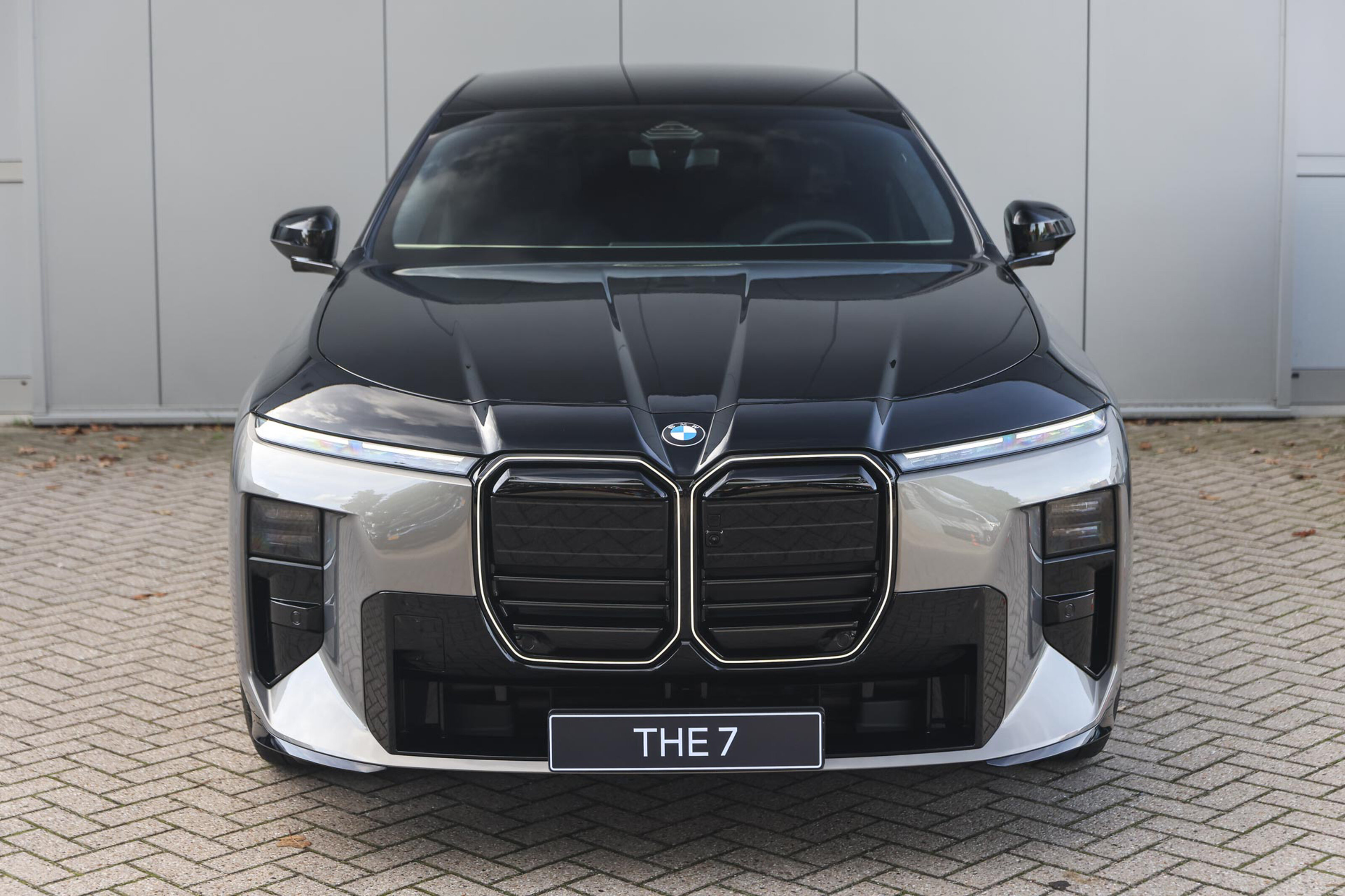 BMW i7 6