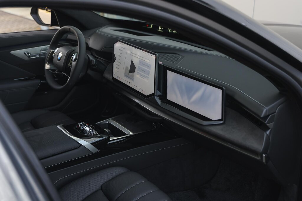 BMW i7 11