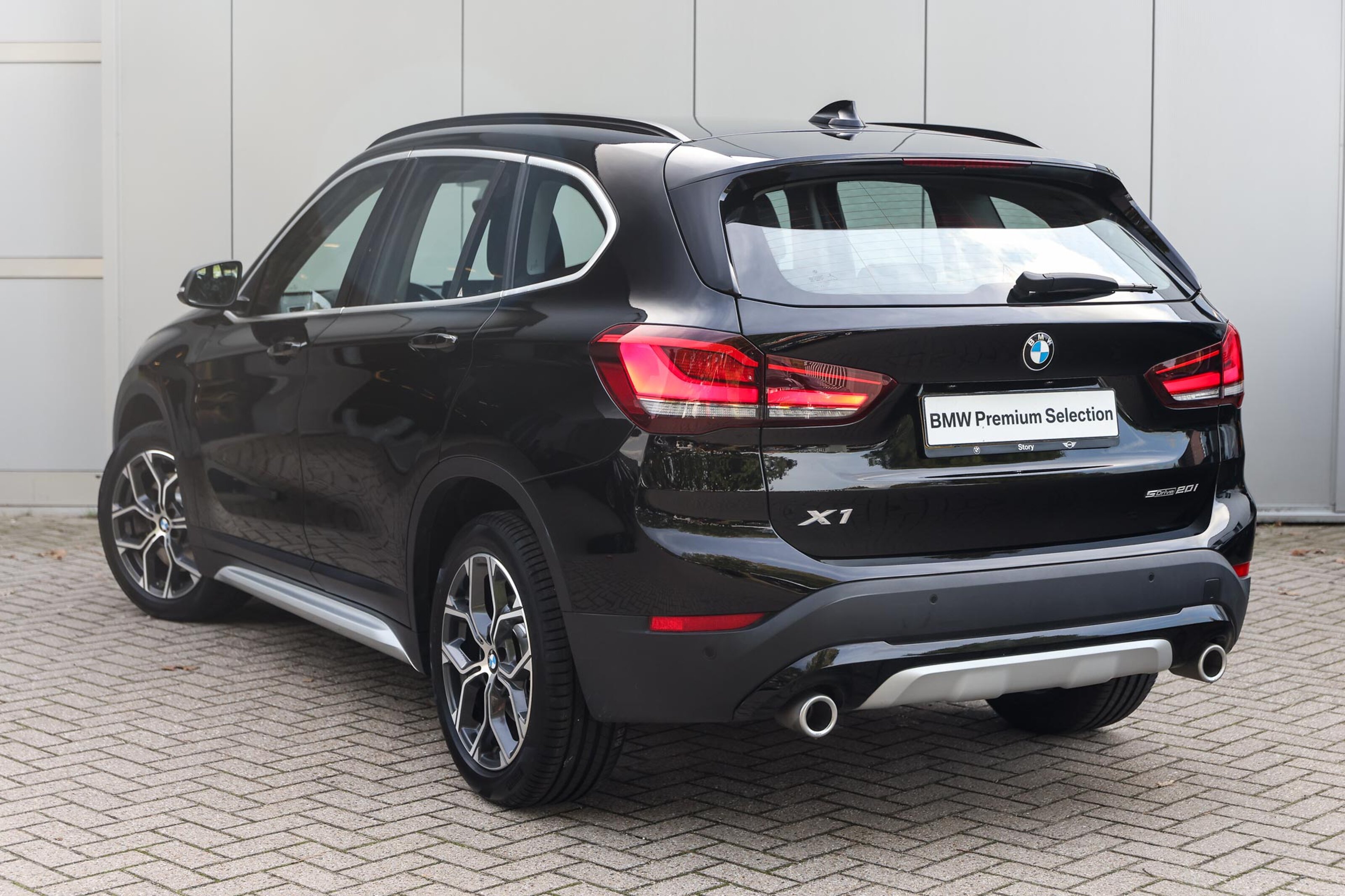 BMW X1 sDrive20i xLine Automaat