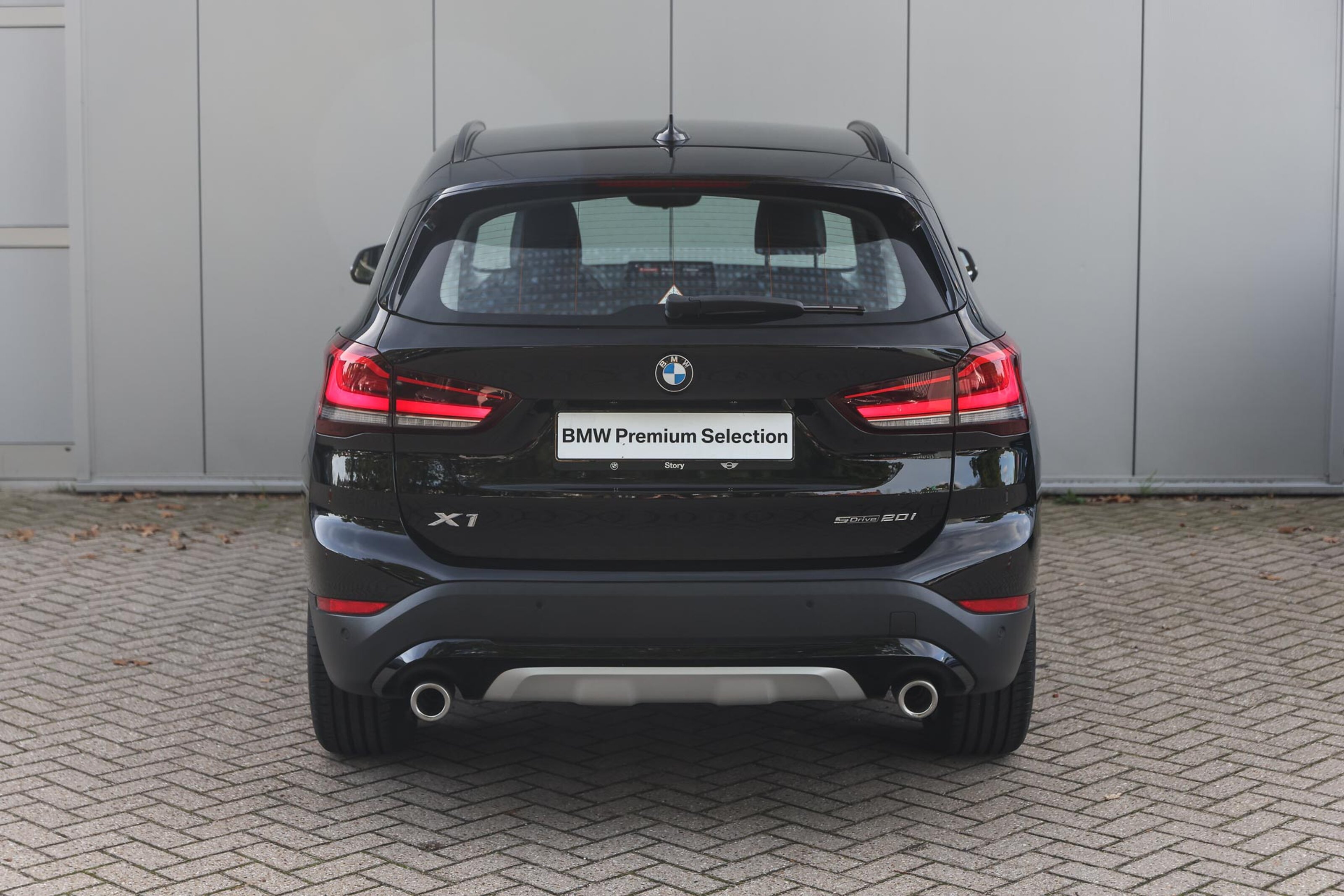 BMW X1 6