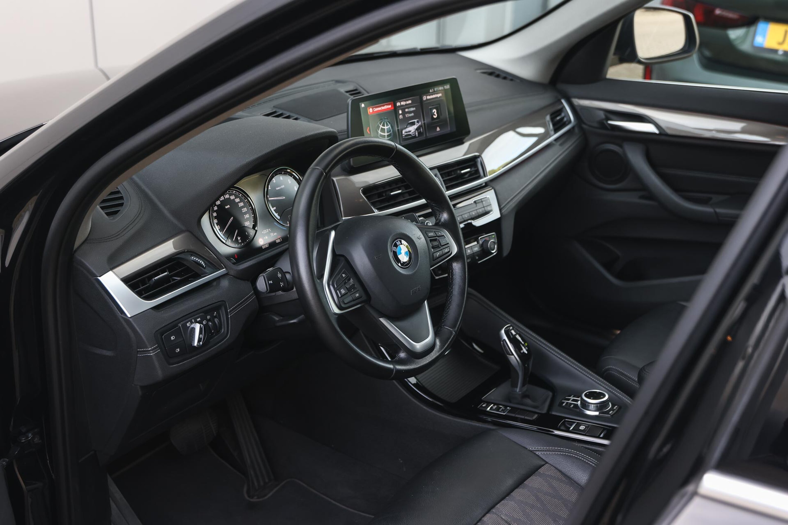 BMW X1 9
