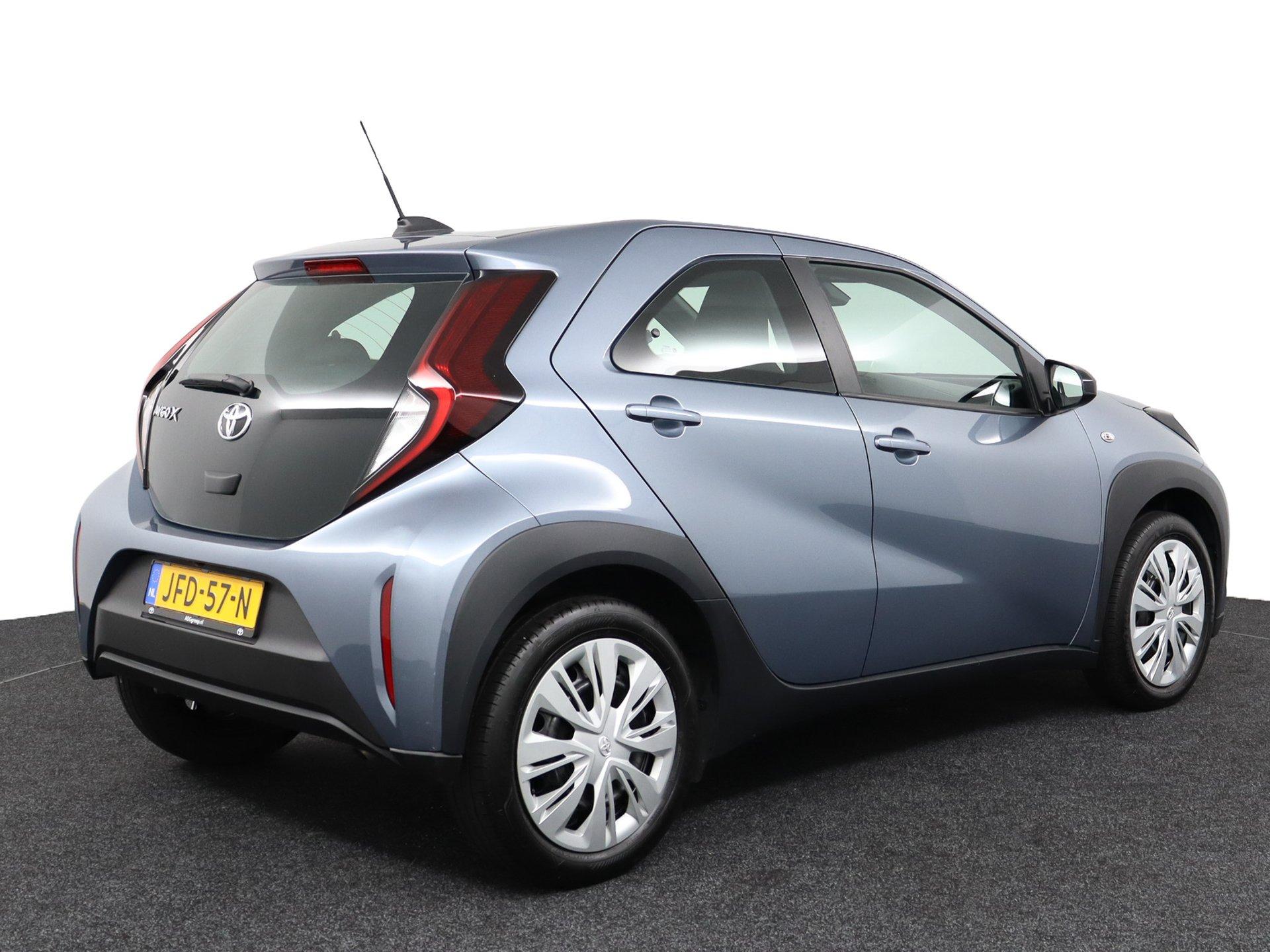 Toyota Aygo X 1.0 VVT-i S-CVT Play - Afbeelding 2