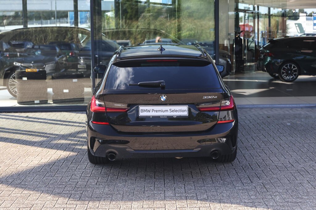 BMW 3 Serie 6