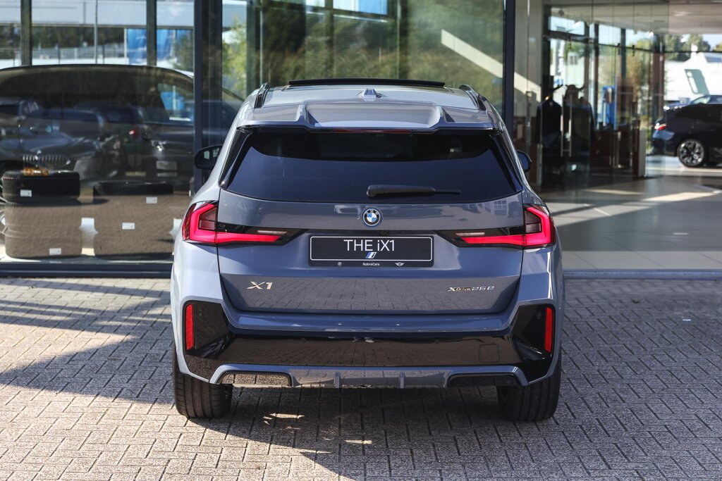 BMW X1 7