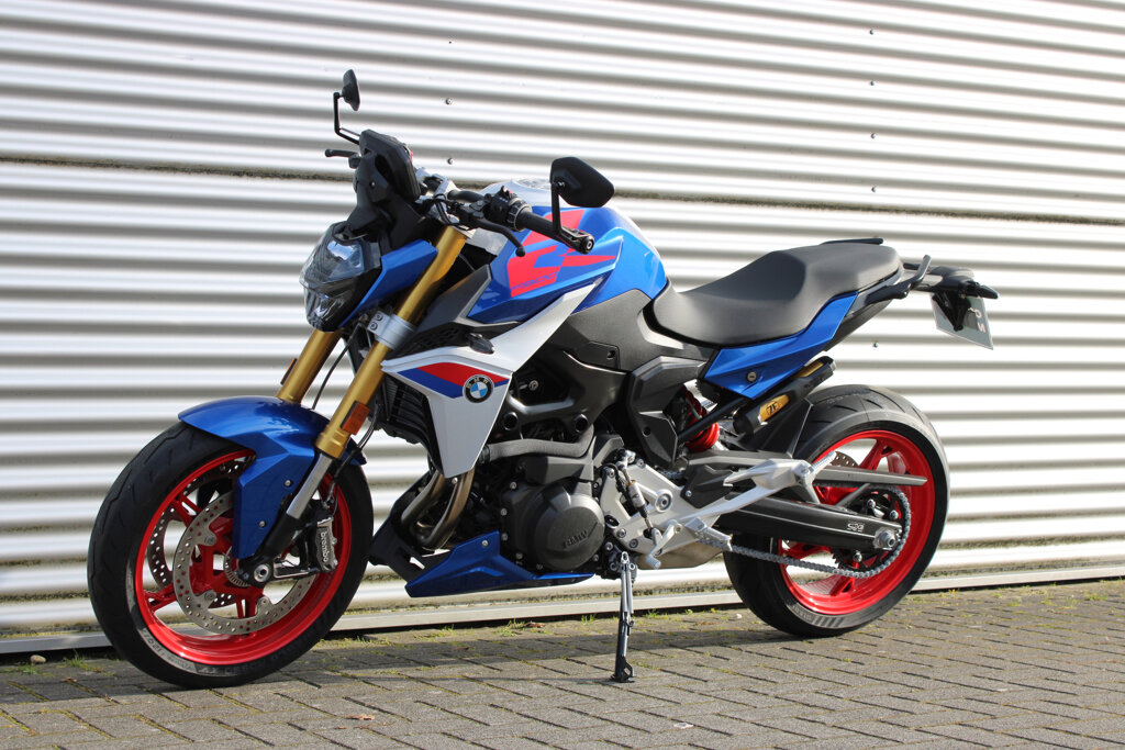 BMW F 900 R 8