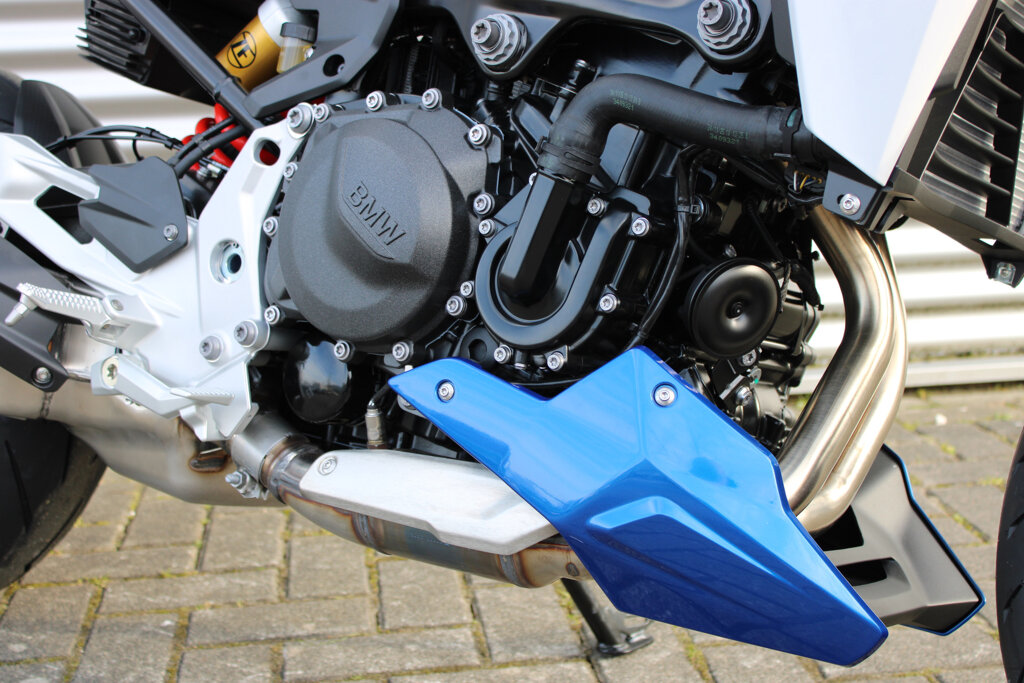 BMW F 900 R 12