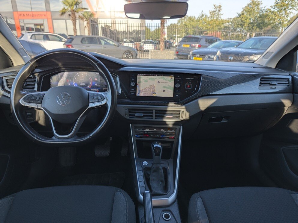 Volkswagen Polo 1.0 TSI BMT | IQ Drive | 15" Essex LM | ACC | Navi | Camera | PDC | Keyless | LED | ECC | Drive +Comfort Pack | App Connect - Afbeelding 2