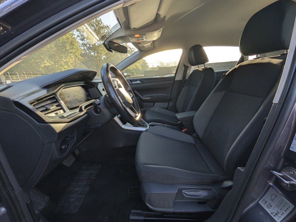 Volkswagen Polo 1.0 TSI BMT | IQ Drive | 15" Essex LM | ACC | Navi | Camera | PDC | Keyless | LED | ECC | Drive +Comfort Pack | App Connect - Afbeelding 4