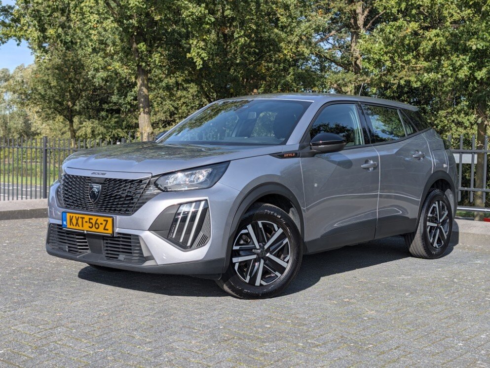 Peugeot 2008 Hybrid Style | 136PK | Carplay | Cruise | LED | PDC | Climate Control