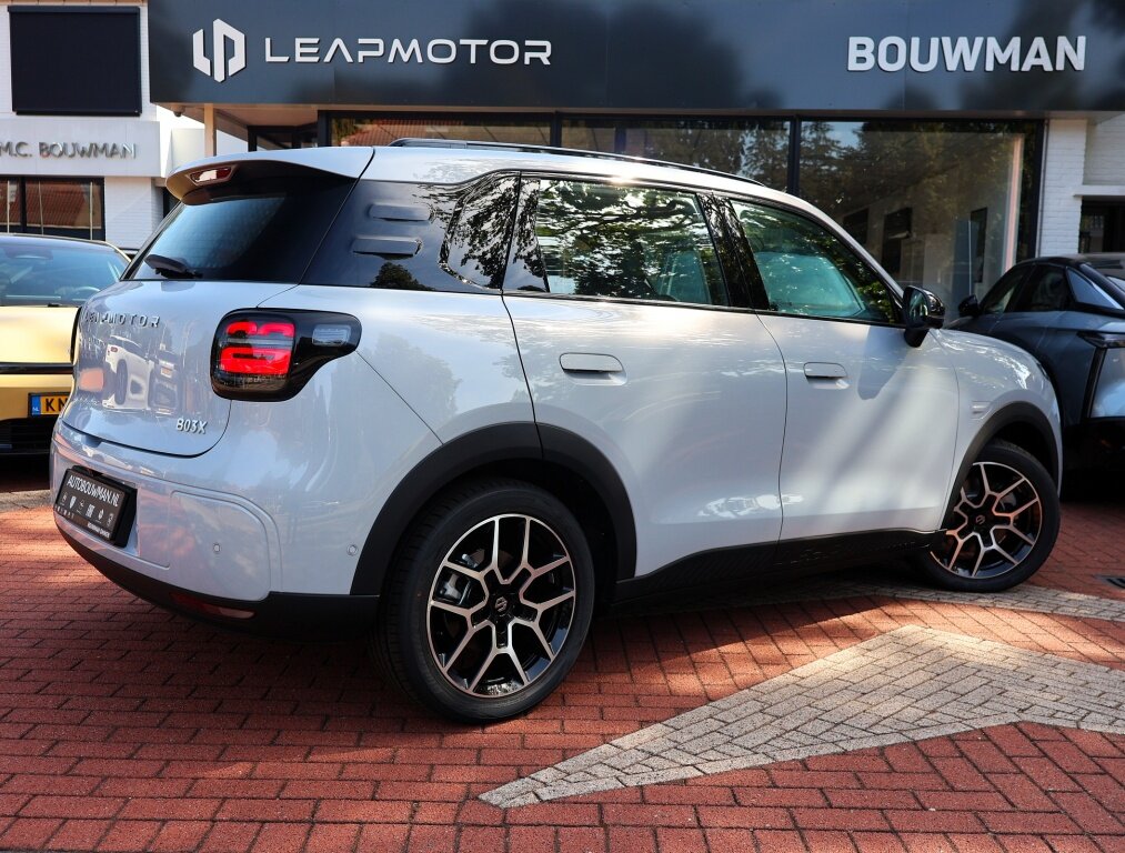 Leapmotor B03X B03X EV ProMax 53kWh 197PK Automaat Design NIEUW, Rijklaarprijs | Adaptieve Cruise Control | Stoelverwarming | Stuurverwarming | 360 Camera - Afbeelding 5