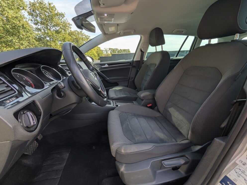 Volkswagen Golf Variant 1.5 Highline | 150PK | Trekhaak | Carplay | Camera | ACC | PDC | Stoelverw. | Climate Control - Afbeelding 4